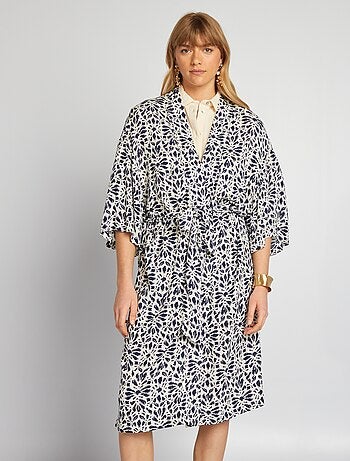 Kimono estampado con cinturón