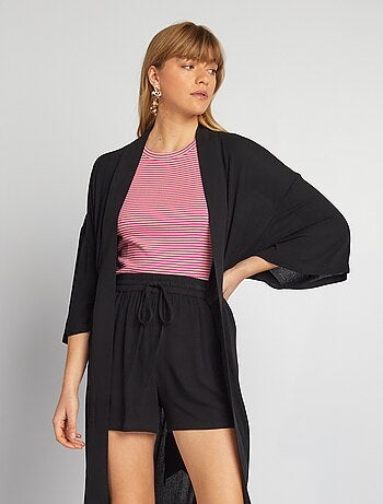 Kimono estampado con cinturón