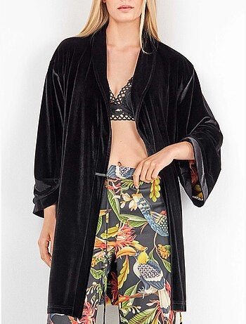 Kimono reversible en tejido de satén y terciopelo