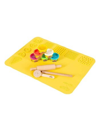 Kit de manualidades - 6 botes de plastilina + alfombra y accesorios 'roba x Play-Doh'