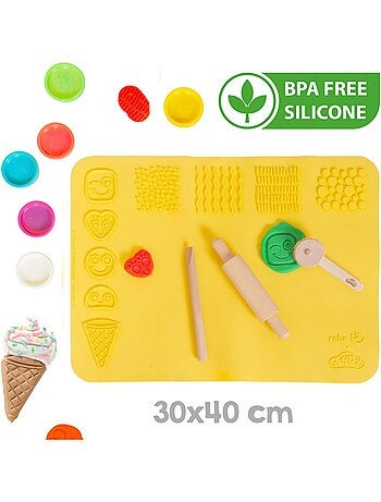 Kit de manualidades - 6 botes de plastilina + alfombra y accesorios 'roba x Play-Doh'