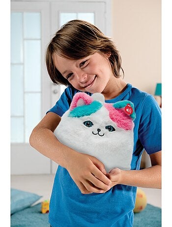 Kitp1 moka – hug-me cat, where cuddles come to life !