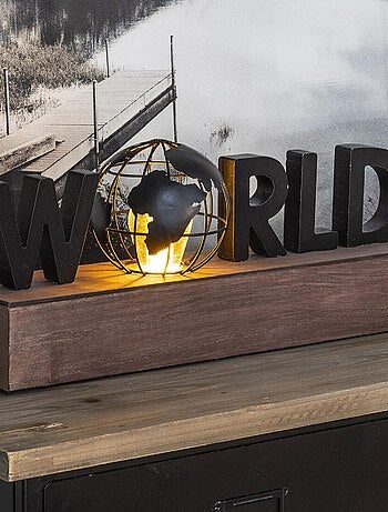 Lámpara con la palabra "WORLD