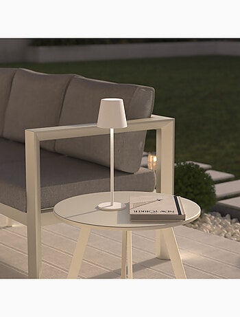 Lámpara de mesa led recargable para exterior