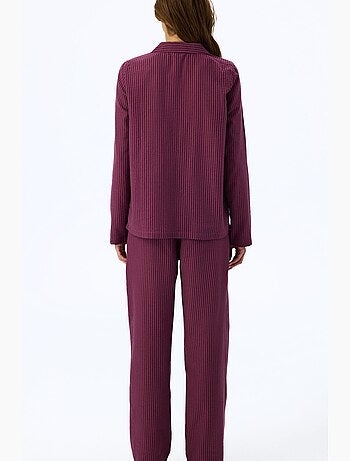 Lea conjunto de pijama a rayas con camisa y pantalón, manga larga penti