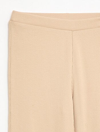 Legging acampanado de canalé