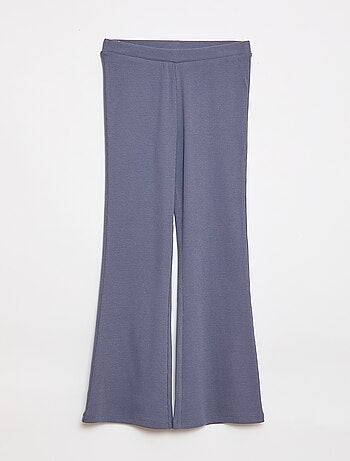 Legging acampanado de canalé