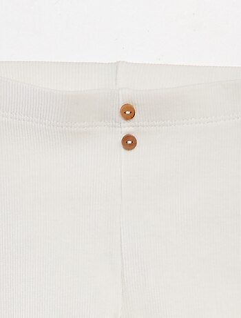 Legging acanalado con botones