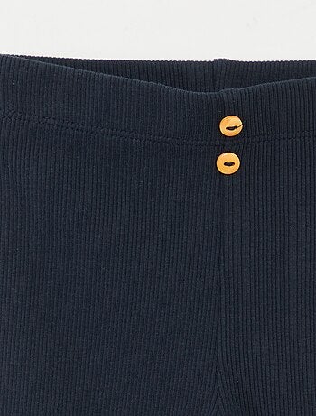 Legging de canalé con botones