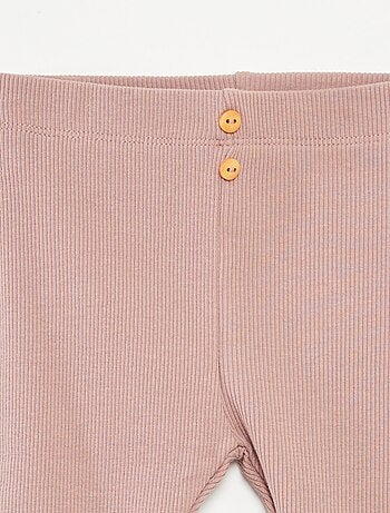 Legging acanalado con botones