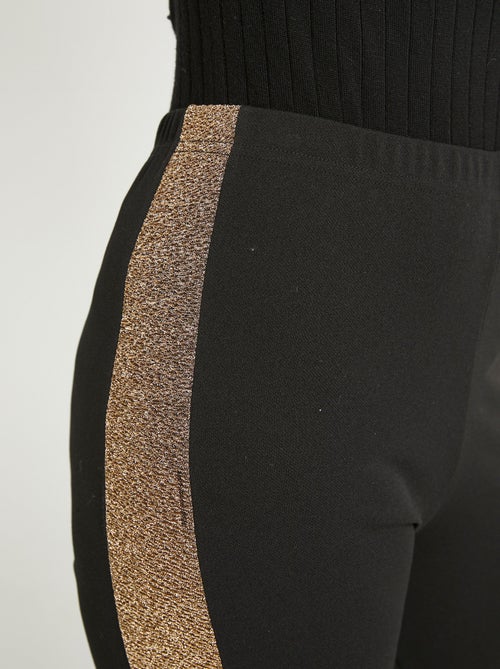 Leggings con cintura elástica y laterales brillantes. - Afibel - Kiabi Leggings con cintura elástica y laterales brillantes. - Afibel - Kiabi