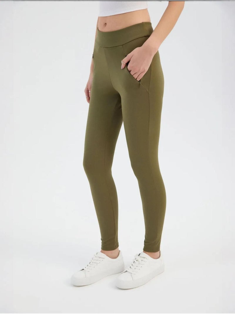 Leggings con detalle de bolsillo hiccup Verde - Kiabi