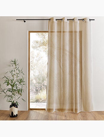 Liso con ojales grandes