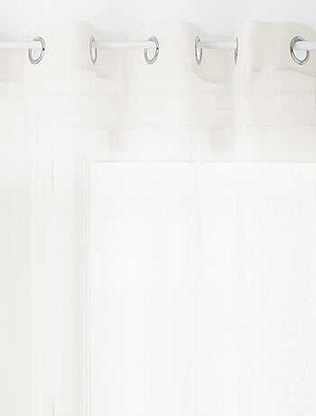 Liso fino con ojales