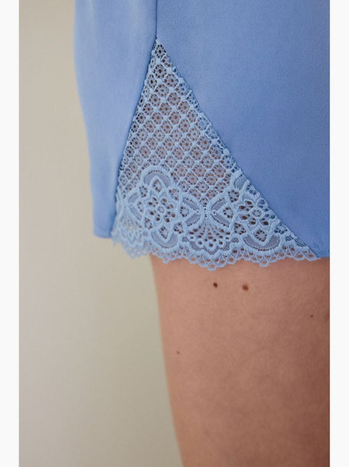 Luna short de pijama de satén con encaje penti - Kiabi Luna short de pijama de satén con encaje penti - Kiabi