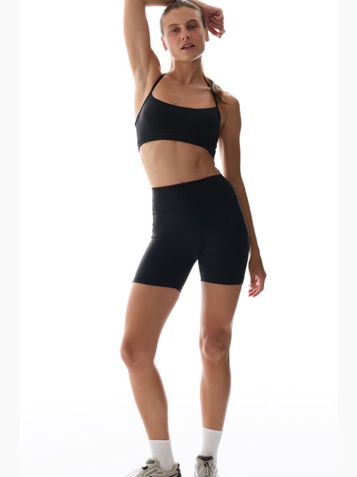 Lycra sujetador deportivo racerback con sujeción ligera y copas extraíbles penti - Kiabi Lycra sujetador deportivo racerback con sujeción ligera y copas extraíbles penti - Kiabi