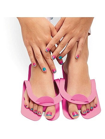 Manicura y pedicura de lujo estilo salón