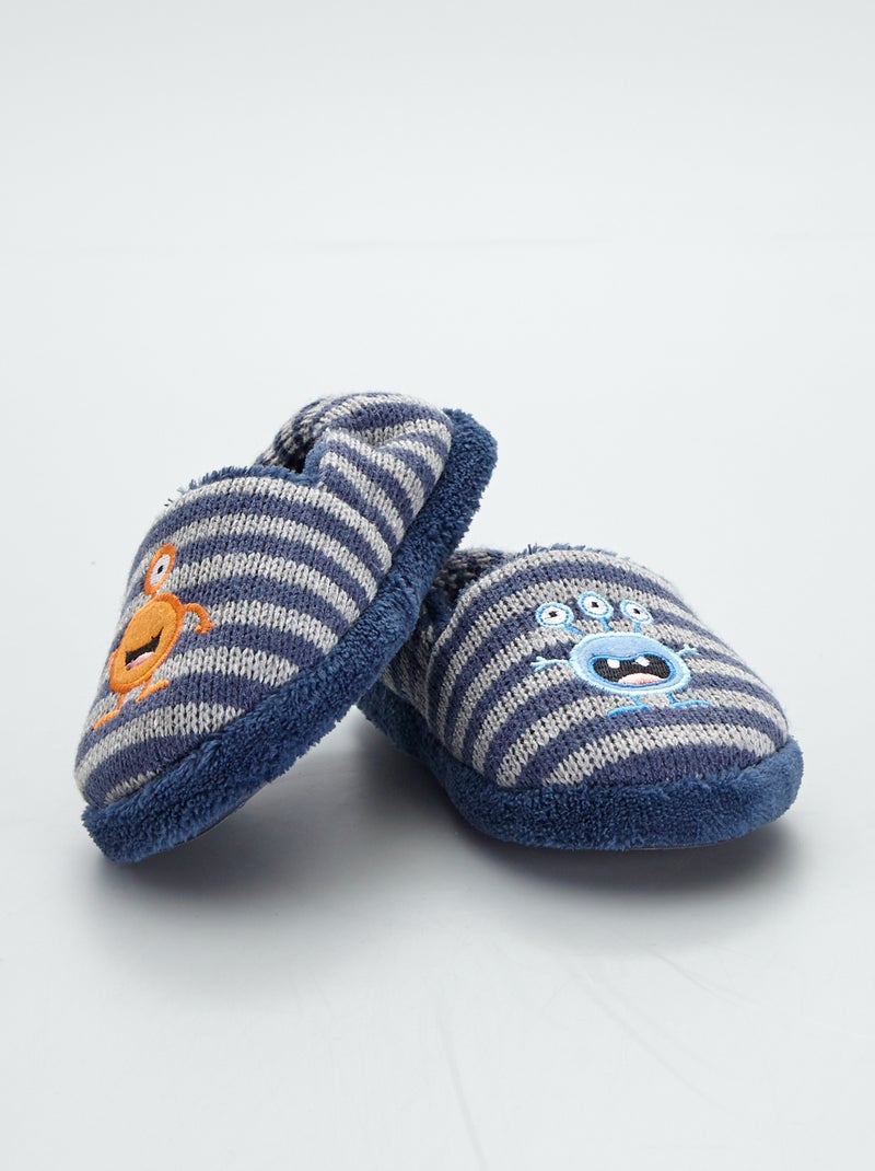 Manoletinas de casa a rayas con 'monstruo' azul - Kiabi
