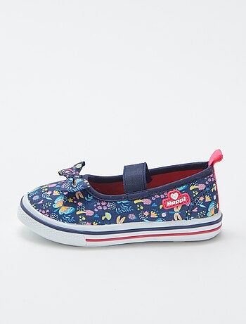 Manoletinas de tela con flores