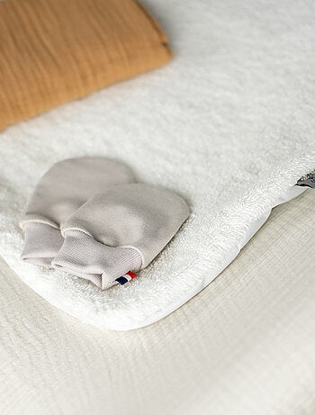 Manoplas para bebé antiarañazos algodón | SEVIRA KIDS