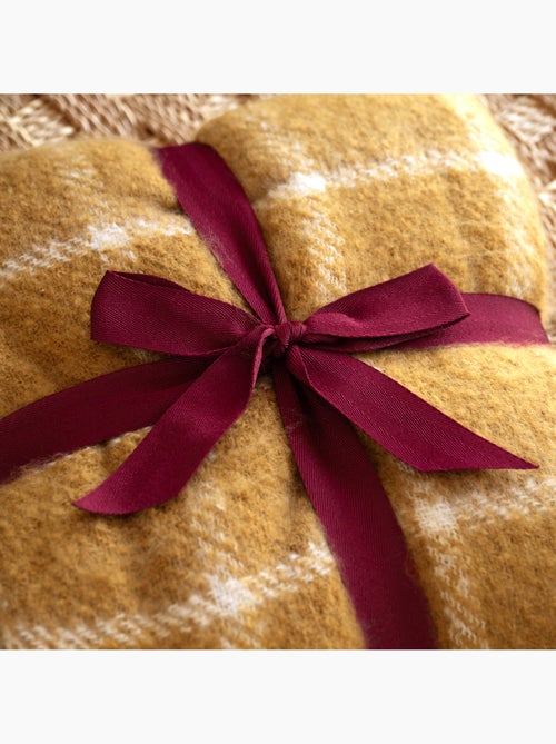 Manta a cuadros con aspecto de mohair y flecos - Kiabi