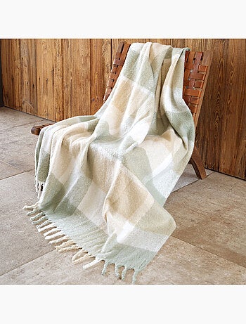 Manta a cuadros con aspecto de mohair y flecos
