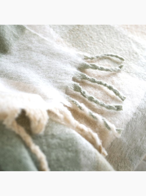 Manta a cuadros con aspecto de mohair y flecos - Kiabi