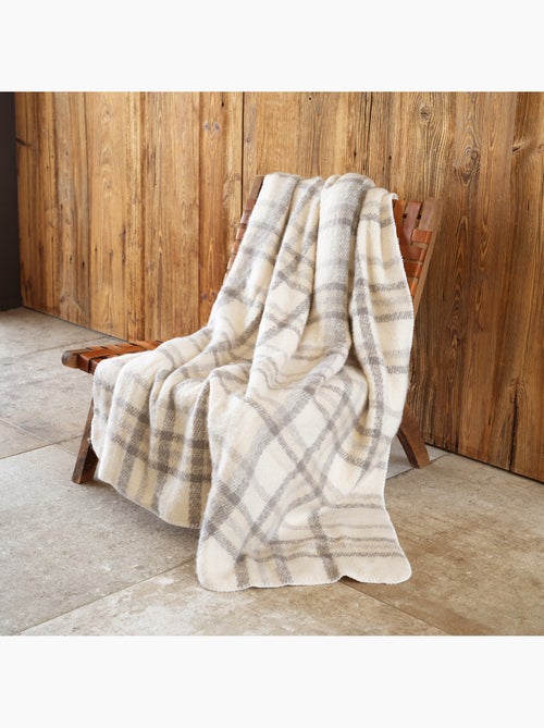 Manta a cuadros con efecto mohair y reverso de sherpa - Kiabi