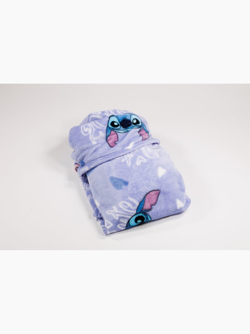 Manta con Capucha Franela Disney Stitch & Angel 2 Cute 120x150cm – All-Over Azul – 100% Poliéster – Negro Malva - Kiabi
