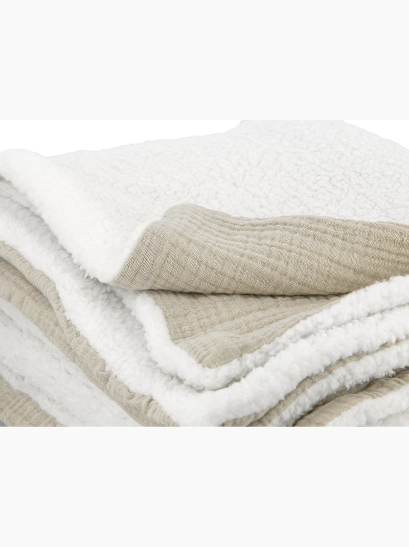 Manta de doble material de gasa de algodón y polar 130x170 cm Beige - Kiabi
