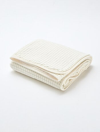 Manta estampada con interior de tejido polar