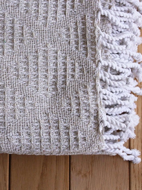 Manta jacquard con flecos - Kiabi