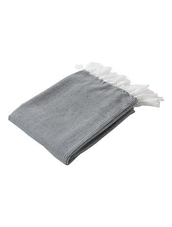 Manta jacquard con largos flecos