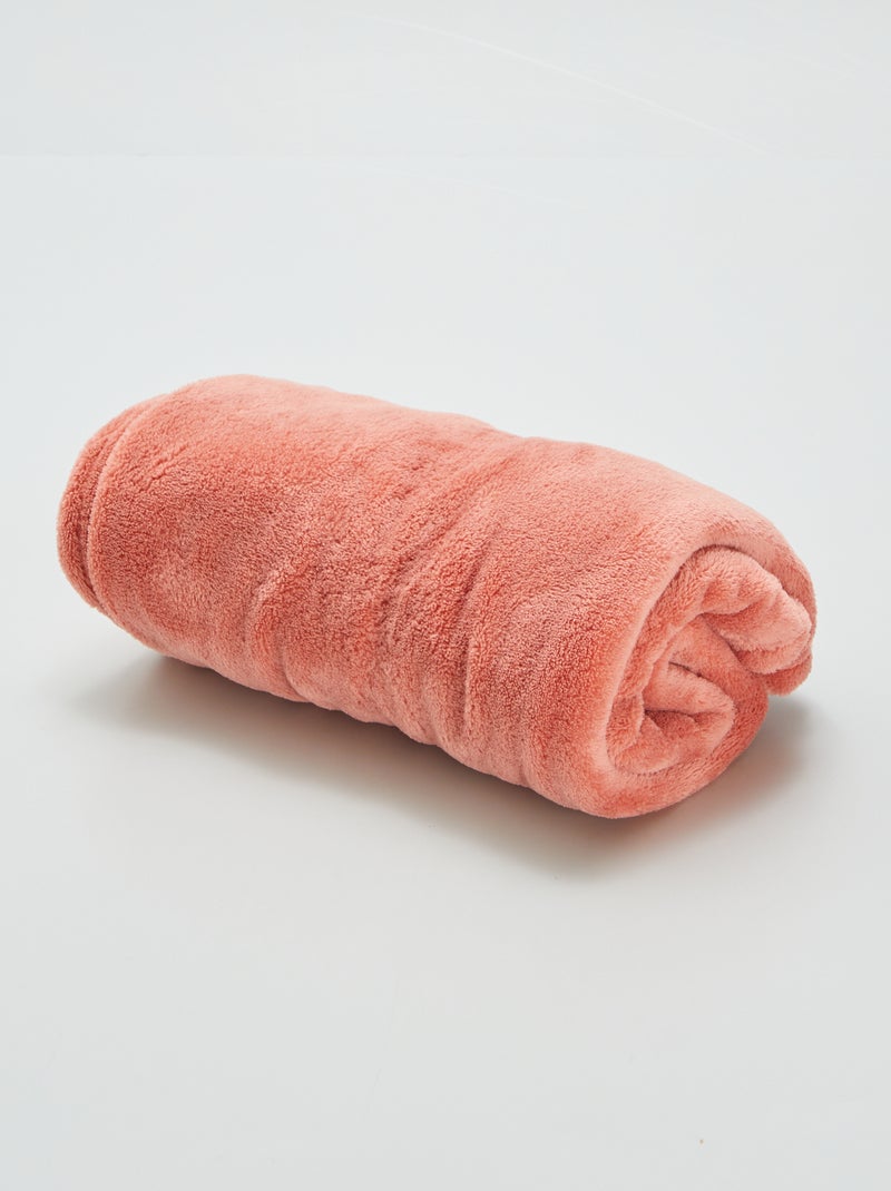 Manta lisa en tejido polar ROSA - Kiabi