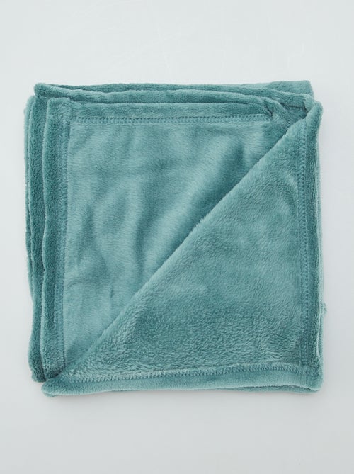 Manta lisa en tejido polar - Kiabi