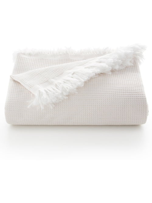 Manta Plaid, tejido texturizado de hilo tintado con relieve en nido de abeja, con flecos - Gamusi - Kiabi Manta Plaid, tejido texturizado de hilo tintado con relieve en nido de abeja, con flecos - Gamusi - Kiabi