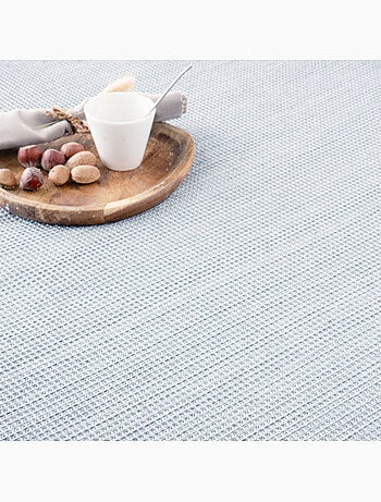 Manta Plaid, tejido texturizado de hilo tintado con relieve en nido de abeja, con flecos - Gamusi