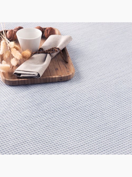Manta Plaid, tejido texturizado de hilo tintado con relieve en nido de abeja, con flecos - Gamusi - Kiabi Manta Plaid, tejido texturizado de hilo tintado con relieve en nido de abeja, con flecos - Gamusi - Kiabi