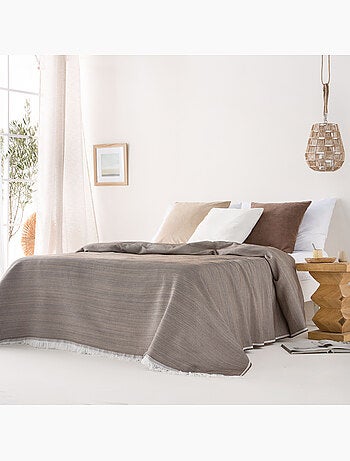 Manta Plaid, tejido texturizado de hilo tintado con relieve en nido de abeja, con flecos - Gamusi