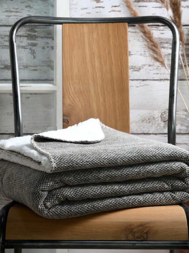 Manta tejida con forro de sherpa Beige concha - Kiabi