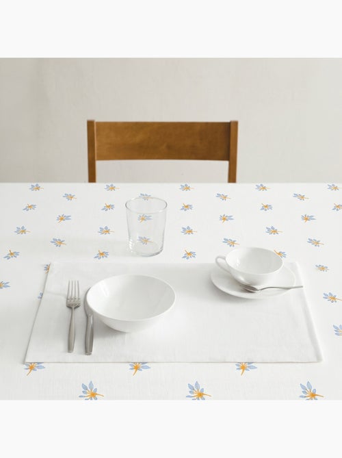 Mantel antimanchas estampado estilo mediterráneo, diseño floral - Gamusi. - Kiabi Mantel antimanchas estampado estilo mediterráneo, diseño floral - Gamusi. - Kiabi