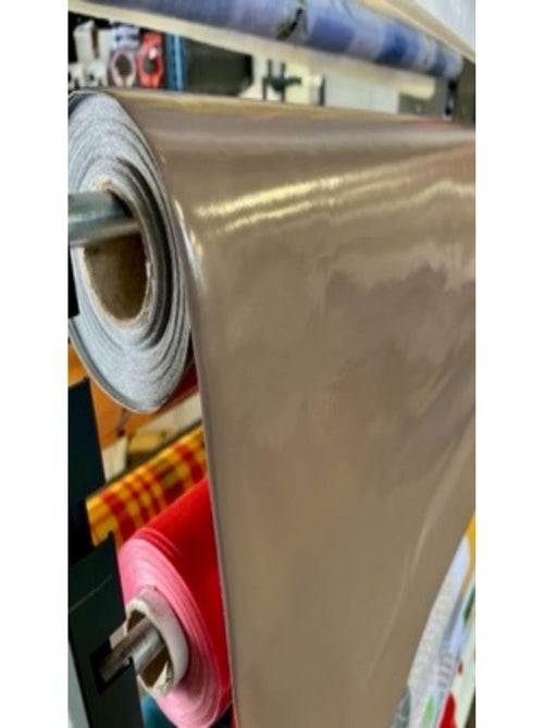 Mantel de PVC Unie PROMO LINGE - Kiabi Mantel de PVC Unie PROMO LINGE - Kiabi