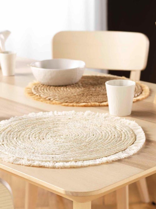 Mantel individual de junco con flecos - Kiabi