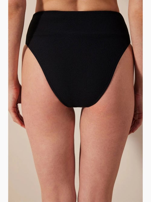 Mary braguita de bikini de tiro alto texturizada penti - Kiabi Mary braguita de bikini de tiro alto texturizada penti - Kiabi