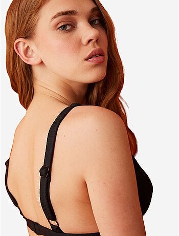 Maya top de bikini con escote de pico profundo y detalle de accesorio penti