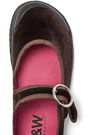 Merceditas conguitos barefoot