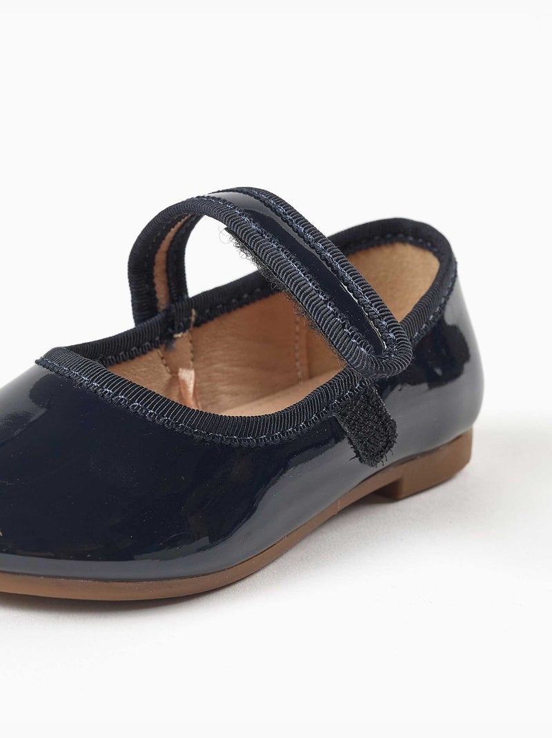 Merceditas de charol con tira autoadherente Azul Azul - Kiabi