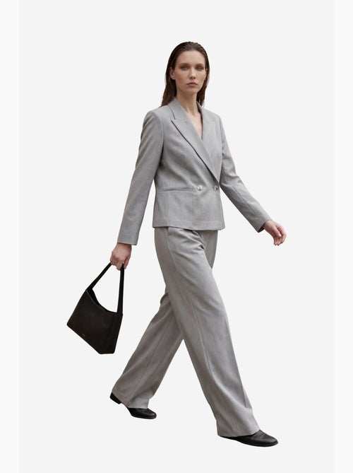 Mi moda blazer con cuello chal y botones my fashion - Kiabi Mi moda blazer con cuello chal y botones my fashion - Kiabi