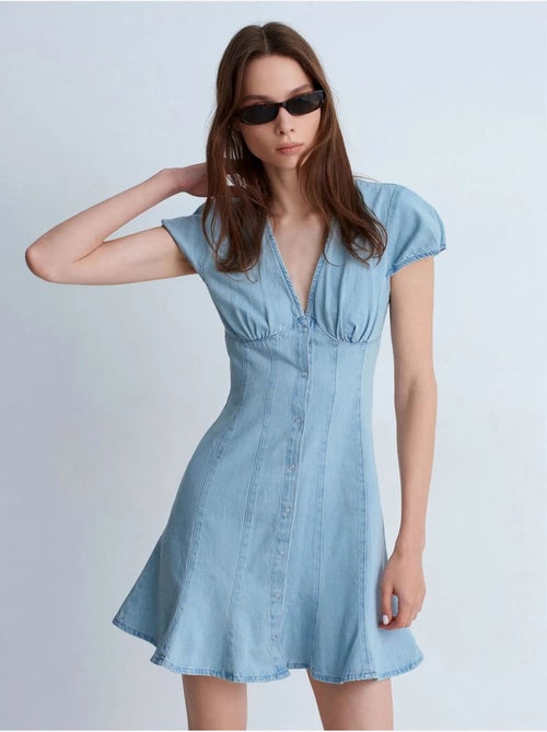 Mini vestido evasé de denim dilvin - Kiabi Mini vestido evasé de denim dilvin - Kiabi