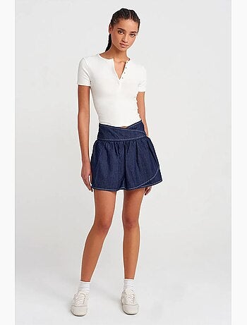 Minifalda skater vaquera de tiro alto dilvin